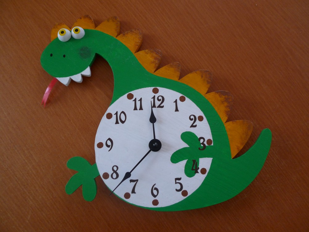 hodiny_dino_2