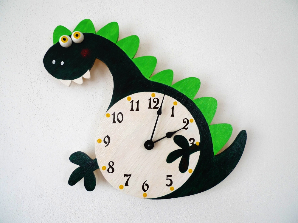 hodiny_dino_3